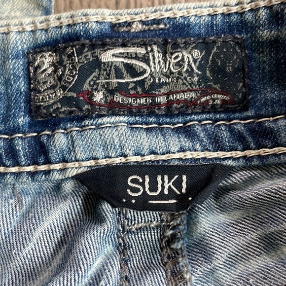 Silver Women’s Suki Mid Capri, size 28 - Picture 2 of 12